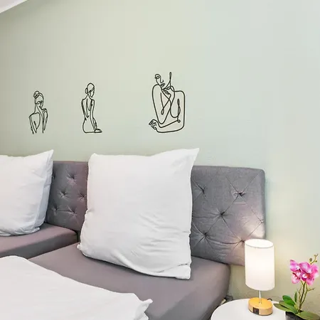 Dresdenstay Naehe Elbepark 2 Schlafzimmer Kamin Ps4