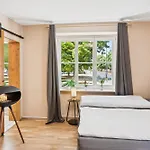 Dresdenstay Naehe Elbepark 2 Schlafzimmer Kamin Ps4 Appartement